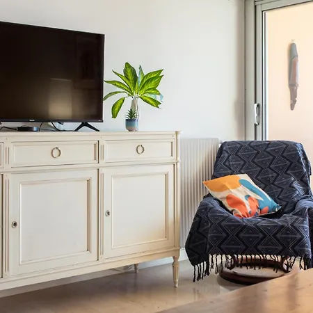 아파트 A3 - 2 Bdr Sea View 10 Min - Parking, Pool & Terrace 앙티브