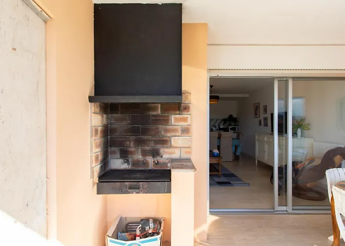 公寓 A3 - Staywiz Us -2 Bdr Sea View 10 Min Beach - Parking, Pool & Terrace 昂蒂布