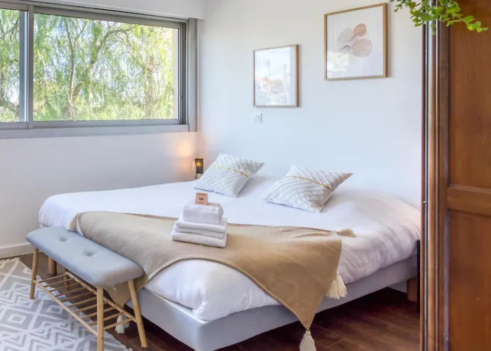 A3 - Staywiz Us -2 Bdr Sea View 10 Min Beach - Parking, Pool & Terrace 公寓