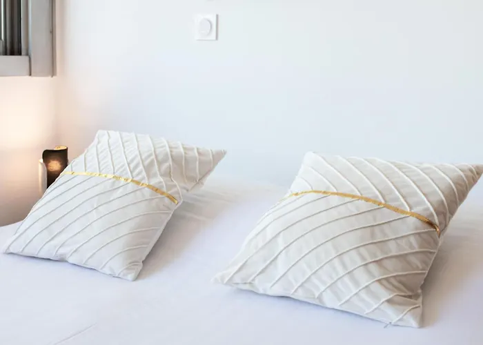 A3 - Staywiz Us -2 Bdr Sea View 10 Min Beach - Parking, Pool & Terrace *